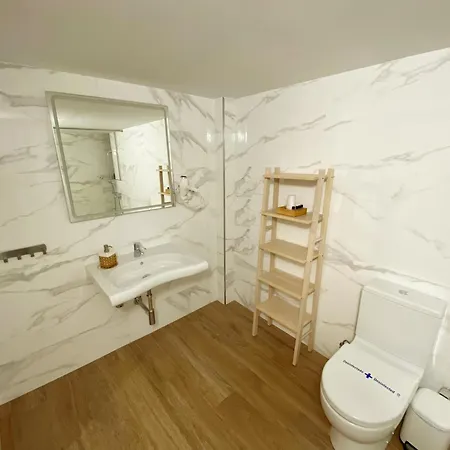 Appartement La Victoria 1 *